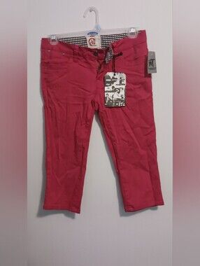Chor Hot Topic Pink Fuchsia Capri Pants NWT Size 3